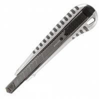 Нож универсальный 9 мм BRAUBERG "Metallic", металлический корпус (рифленый), автофиксатор, блистер, 236971 Нож универсальный 9 мм BRAUBERG "Metallic", металлический корпус (рифленый), автофиксатор, блистер, 236971